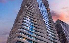 Radisson Blu Aqua Hotel, Chicago